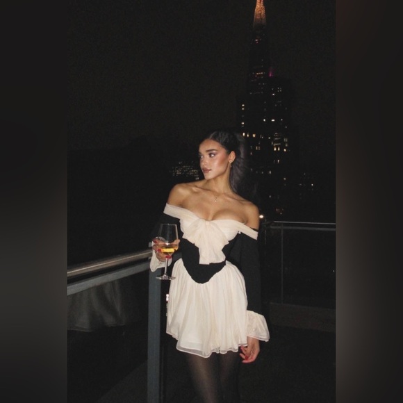 ✨SOLD✨ House of CB Alana Vintage Cream and Black Mini Dress - Picture 4 of 8